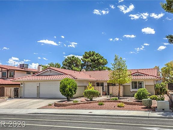 2nd image of 1605 Odette Ln