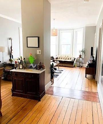 4th image of 104 Chapin Ave #2