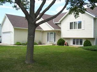 3208 3rd Ave NW, Willmar, MN 56201