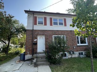 202 Union St #1, Kingston, ON K7L 2P6