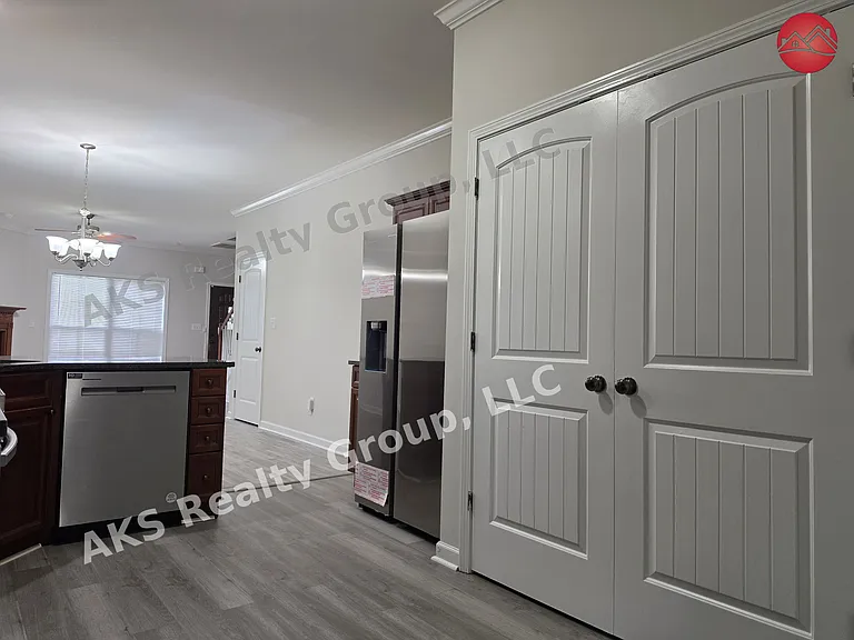 4346 Ashwood Cv — Photo 6