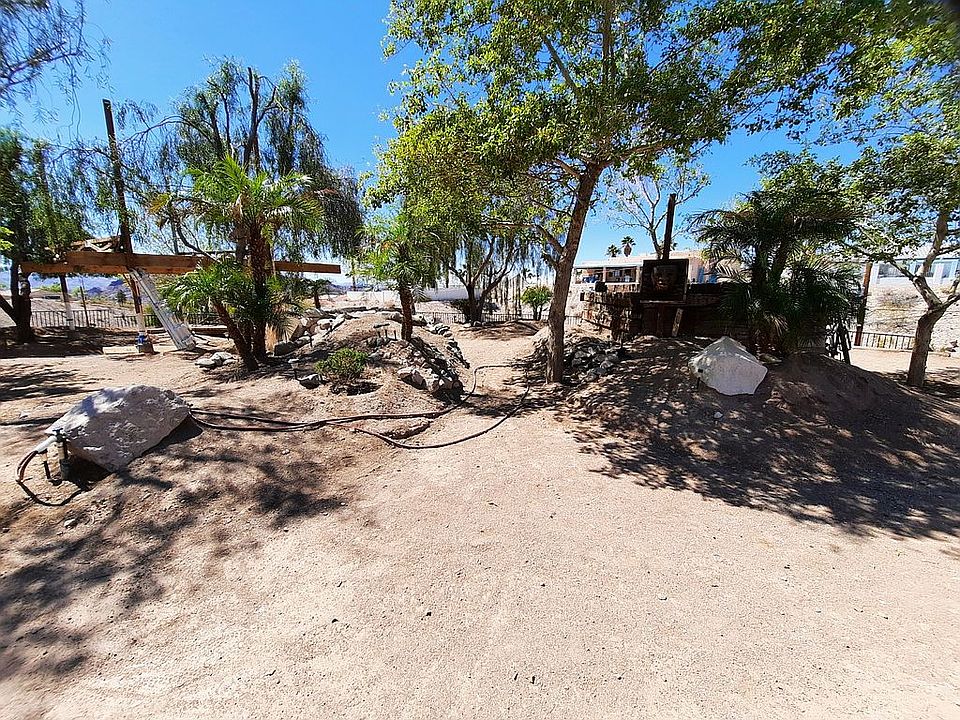 1st image of 3977 Mediterranean Ln