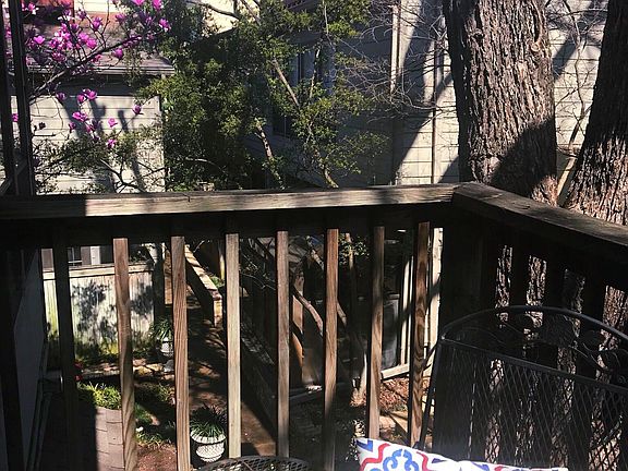 Deck- 2nd floor
