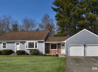 51 Oakwood Street, Enfield, CT 06082