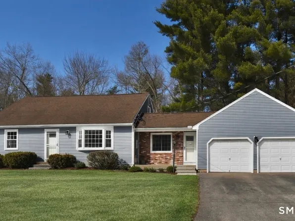 51 Oakwood Street, Enfield, CT 06082