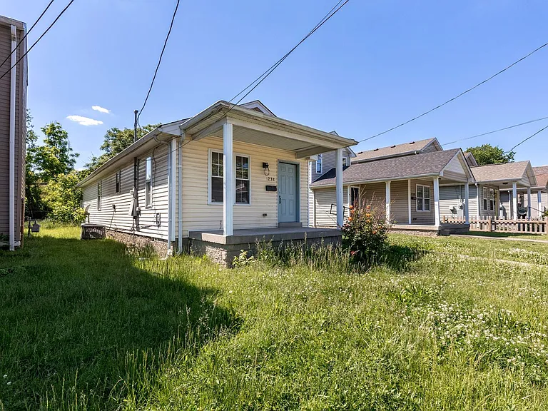 1238 S Preston St — Photo 3