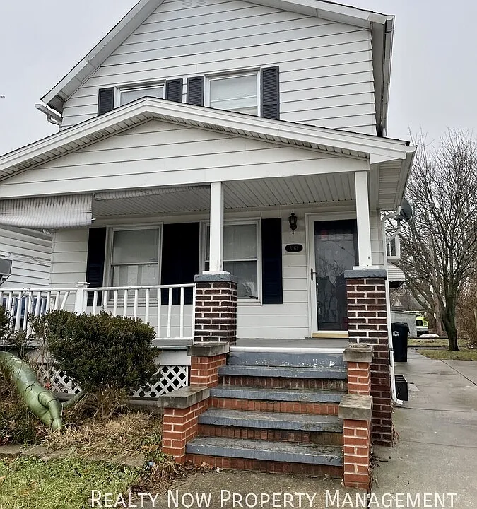 3263 Fulton Rd #2