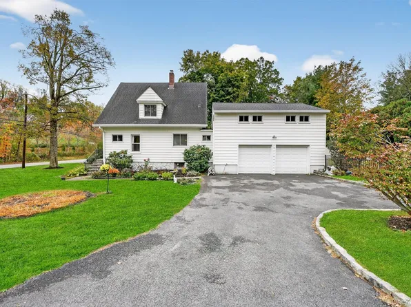 134 Dalmeny Road, Briarcliff Manor, NY 10510