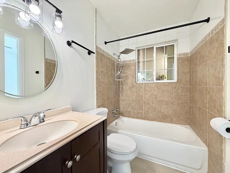 15087 E Stanford Dr — Photo 15