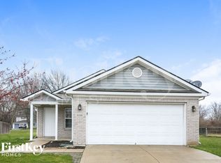5330 Dollar Run Dr, Indianapolis, IN 46221
