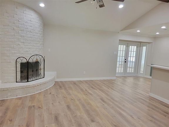 5th image of 1409 Drexel Dr
