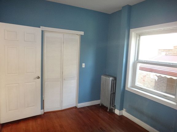 3rd image of 1944 S 61st Ave