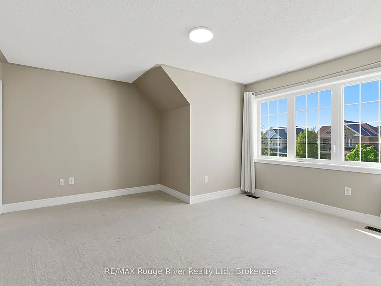 138 Kersey Cres — Photo 50