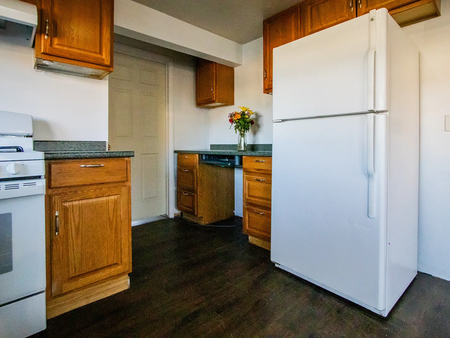 2 bed, 800 sqft, $900 — Photo 4