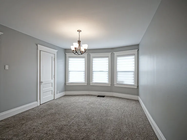 17 N Randolph St — Photo 11