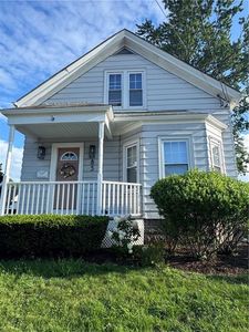 85 Ferris St, Pawtucket, RI, 02861