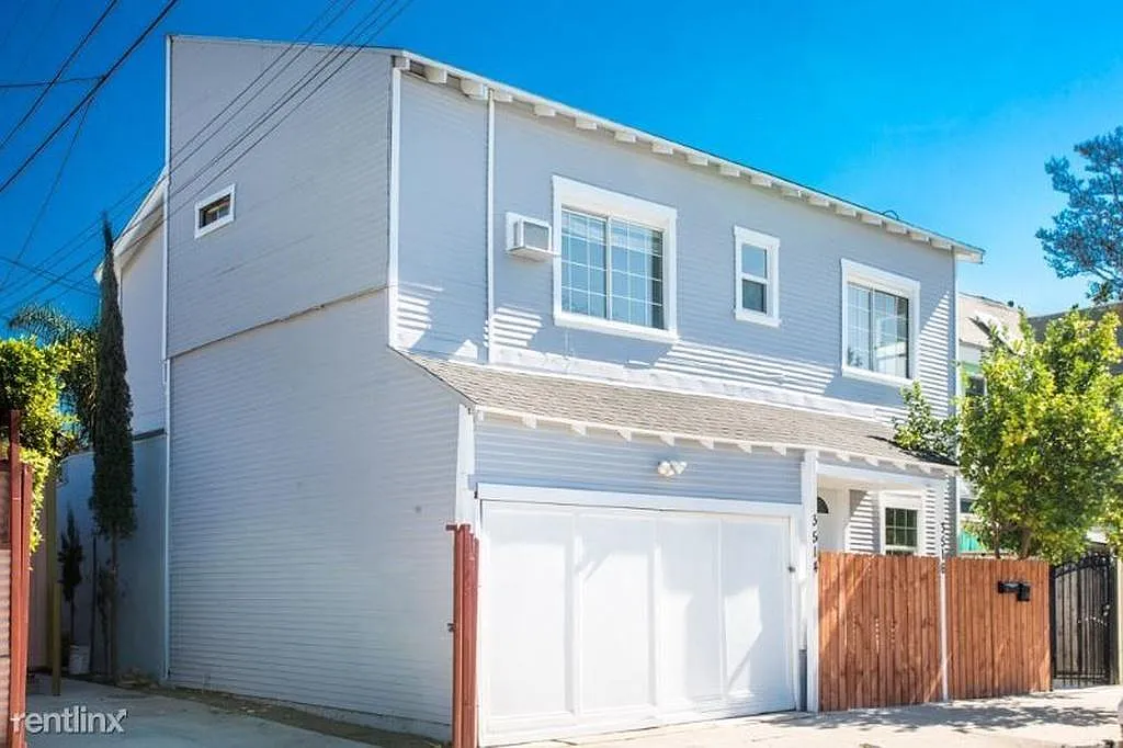 3516 Raymond Ave — Photo 3