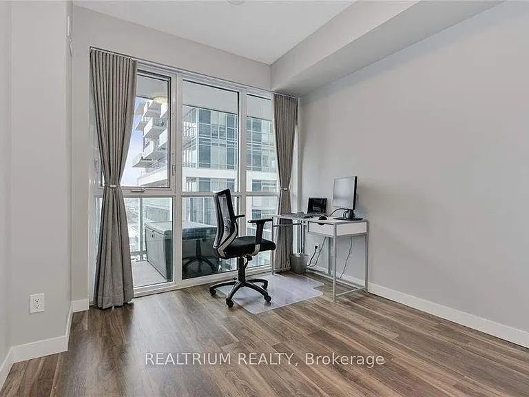 2087 Fairview St #1105 — Photo 31