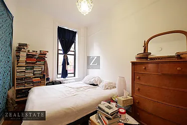 Rented by ZealEstate Group Inc