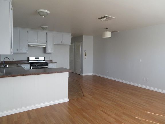 4th image of 6003 Craner Ave APT 5