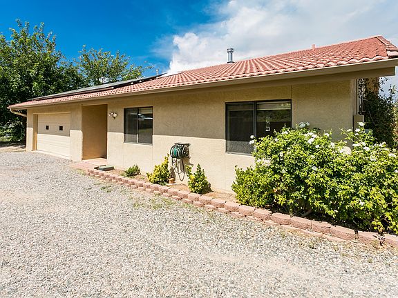 2nd image of 940 E Buena Vista Dr #7