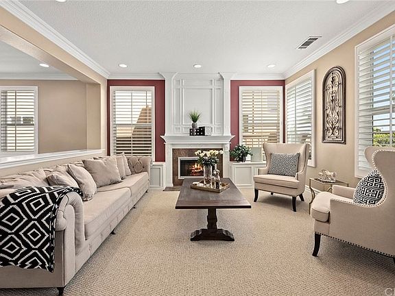 3rd image of 2442 N Hawksfield Way