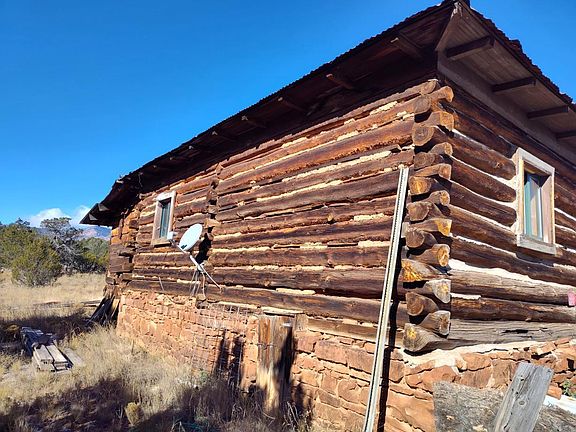 5th image of 471 Red Bluff Rd