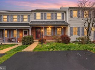 780 Robin Hill Cir, York, PA 17404