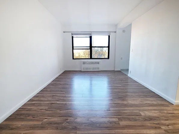 64-34 102nd St APT 7H, Queens, NY 11374
