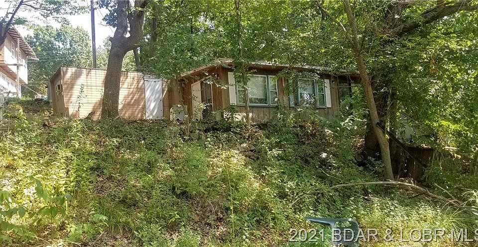 1st image of 440 Market Dr