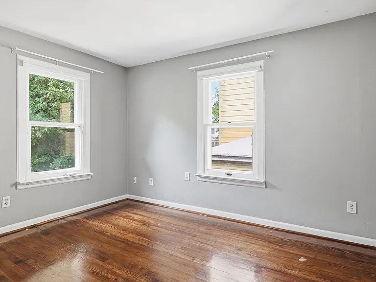 533 North St — Photo 11