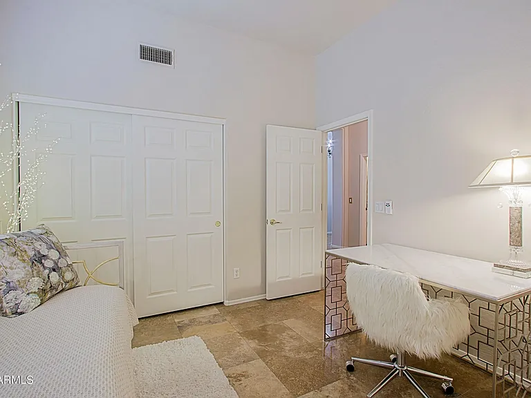 9616 E Chuckwagon Ln — Photo 41