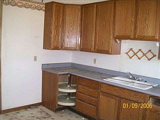 2nd image of 834 SE Eastgate Dr