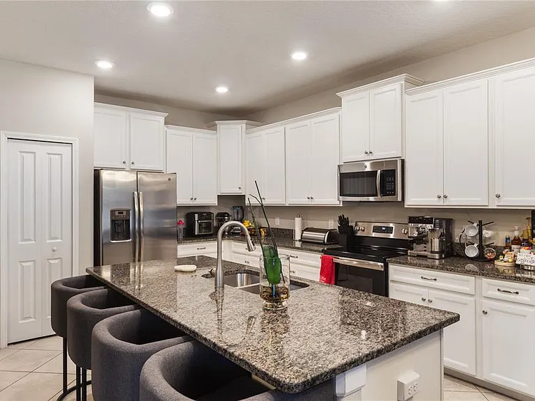 30841 Kelmin Ter — Photo 12