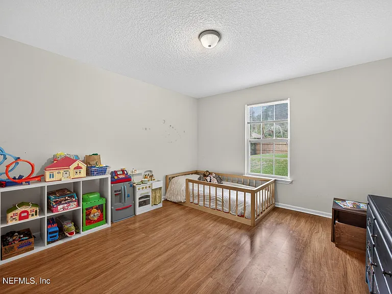 940 State Road 13 N — Photo 25