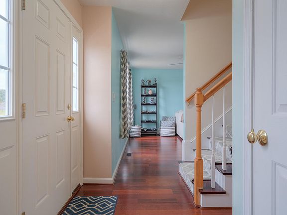 4th image of 475 Majestic Dr NW