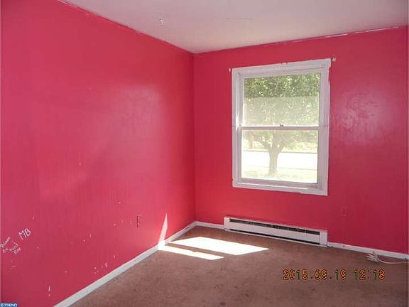 4th image of 1009 Glasgow St