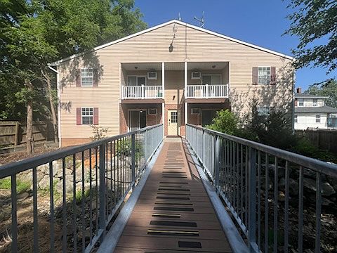 2nd image of 1118 W Emaus Ave #3