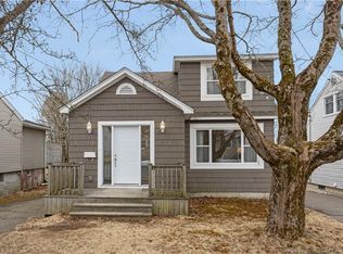 114 Belmont St, Saint John, NB E2J1K2