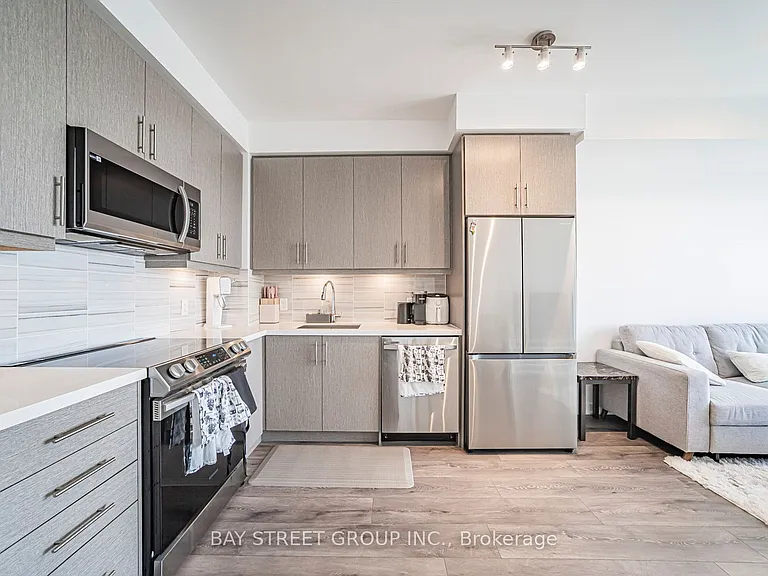 105 Oneida Cres #2509 — Photo 20