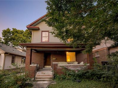 2537 Charlotte St, Kansas City, MO, 64108