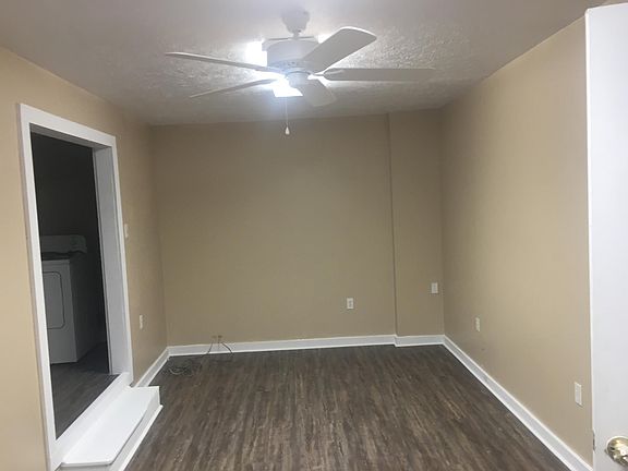 5th image of 414A W Lagrange St