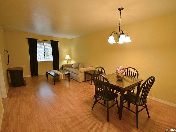 3rd image of 83 SE 16th Ave APT E304