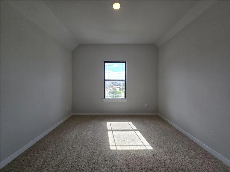 29710 Bur Creek Ln — Photo 10