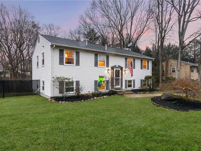 129 Nottingham Dr, West Warwick, RI, 02893