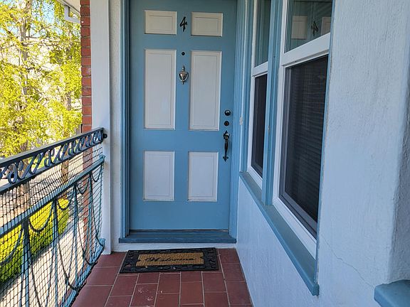 2nd image of 1105 Paloma Ave APT 4