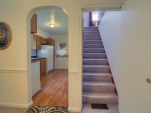 5th image of 196 Union St