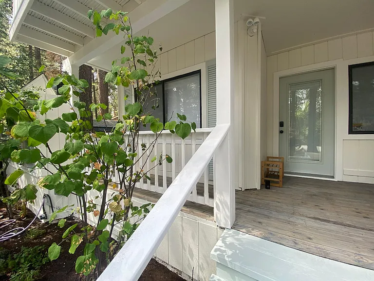 8635 Rainbow Ave — Photo 3