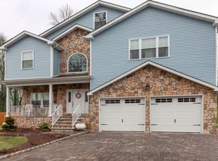 15 Beechwood Rd, Florham Park, NJ 07932