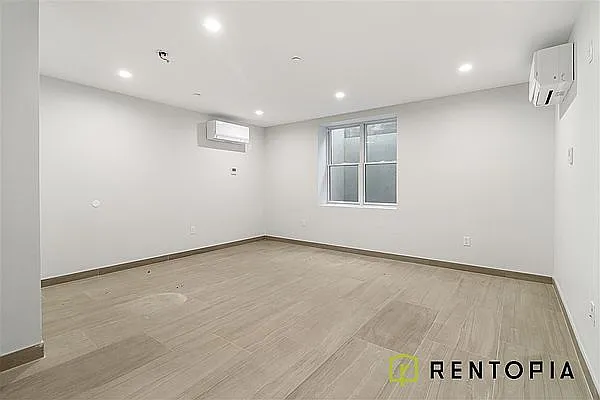 Rented by Rentopia | media 10